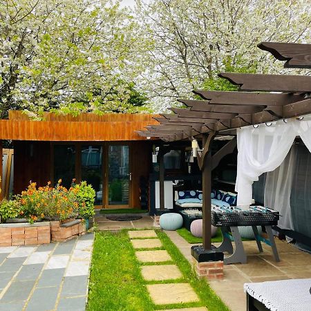 Tropical Style House Near Newcastle City Centre المظهر الخارجي الصورة