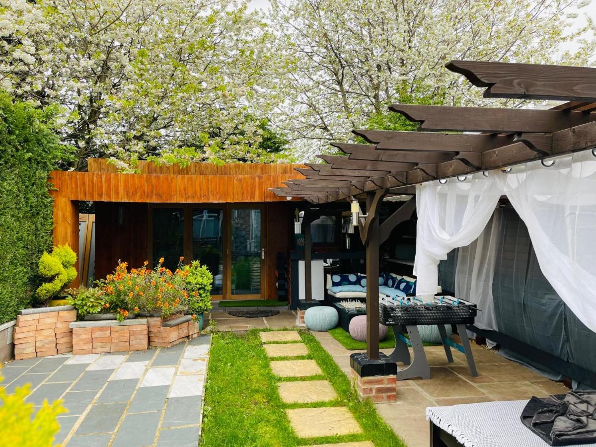 Tropical Style House Near Newcastle City Centre المظهر الخارجي الصورة